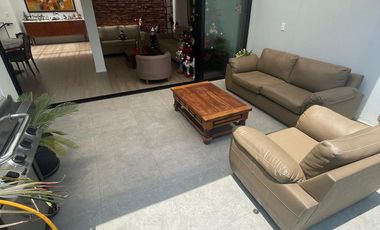 🏡 Venta de Precioso Dúplex de Estreno con Terraza – Surco