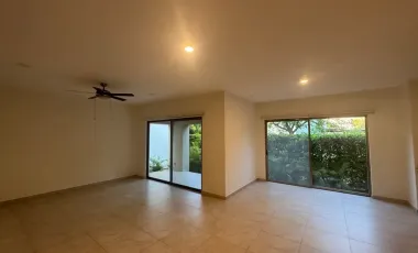 CASA EN VENTA EN VENTA EN EL YUCATAN COUNTRY CLUB