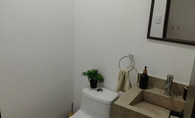 SE RENTA casa amueblada en Murano Residencial