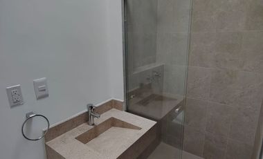 SE RENTA casa amueblada en Murano Residencial