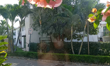Casa en Recuperación Bancaria POSESION en Condominio El Palmar, Cuernavaca, Morelos POSESION