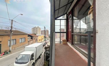 DEAL INVERSIÓN EN PLAYA ANCHA – CASA DE 3 PLANTAS 11D Y 5B