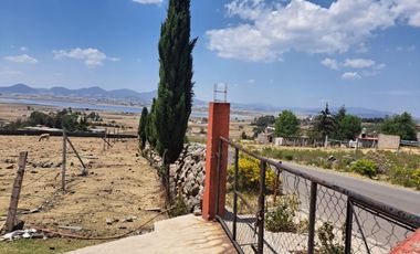 Casa Campestre Amplia En Venta Con Una Bonita Vista, Y En Una Zona Tranquila, Servicios Necesarios, Ideal Para Andar A Caballo Y En Cuatrimotos.