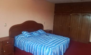 Casa Campestre Amplia En Venta Con Una Bonita Vista, Y En Una Zona Tranquila, Servicios Necesarios, Ideal Para Andar A Caballo Y En Cuatrimotos.