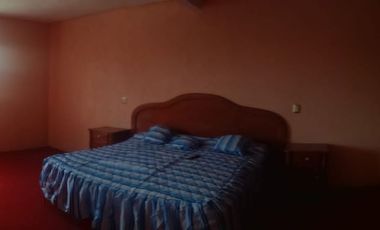 Casa Campestre Amplia En Venta Con Una Bonita Vista, Y En Una Zona Tranquila, Servicios Necesarios, Ideal Para Andar A Caballo Y En Cuatrimotos.