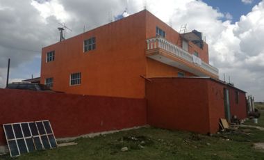 Casa Campestre Amplia En Venta Con Una Bonita Vista, Y En Una Zona Tranquila, Servicios Necesarios, Ideal Para Andar A Caballo Y En Cuatrimotos.