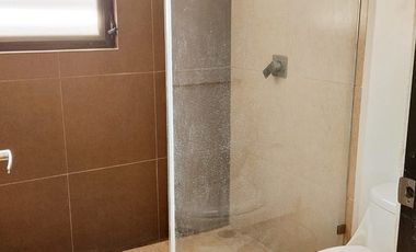 SE RENTA casa en Amberes Residencial