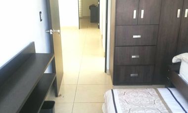 SE RENTA casa en Amberes Residencial