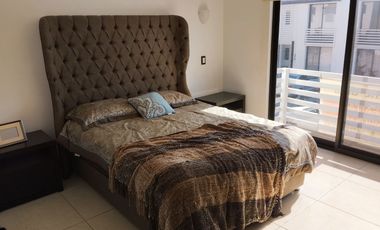 SE RENTA casa en Amberes Residencial