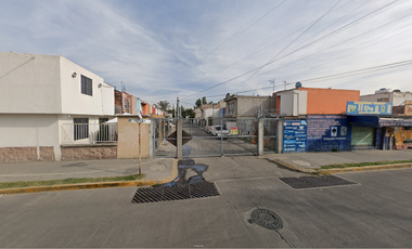 CASA EN CALLE BOSQUES DE EUCALIPTO, EL BOSQUE, SANTIAGO TEYAHUALCO, ESTADO DE MÉXICO ¡NO CRÉDITOS!