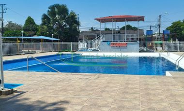 EN GIRARDOT - CUNDINAMARCA VENDEMOS CASA ESQUINERA EN EL CONJUNTO ALICANTE