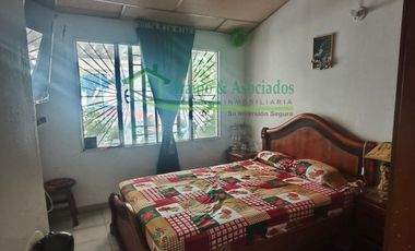 EN GIRARDOT - CUNDINAMARCA VENDEMOS CASA ESQUINERA EN EL CONJUNTO ALICANTE