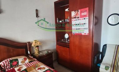 EN GIRARDOT - CUNDINAMARCA VENDEMOS CASA ESQUINERA EN EL CONJUNTO ALICANTE