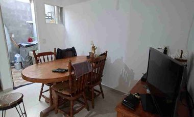 Bonita casa en Privada 3 Pisos