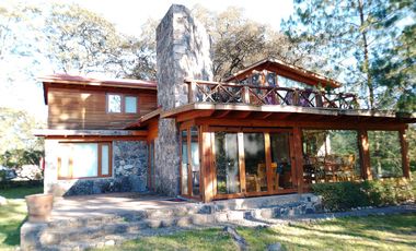 Casa Residencial De Campo Estilo Californiana En Venta.