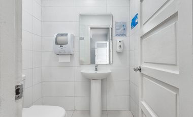 Arriendo Oficina Impecable, Las Hortensias/ Los Leones