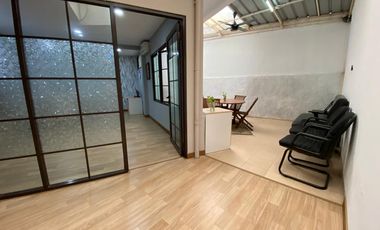 For Lease – House for Office, Commercial, Café, or Clinic Menteng – Prime Area – BAGUS