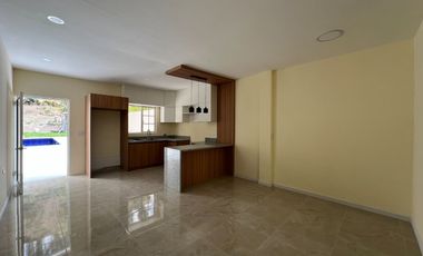 CASA VACACIONAL POR ESTRENAR EN VENTA SECTOR LENTA