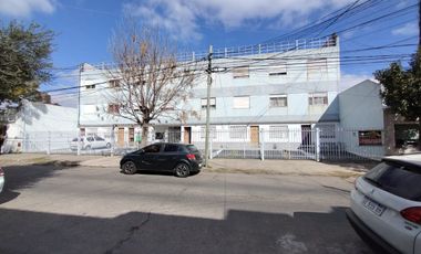 Departamento En Venta En Morón Con Patio