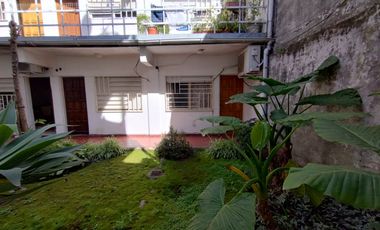 Departamento En Venta En Morón Con Patio