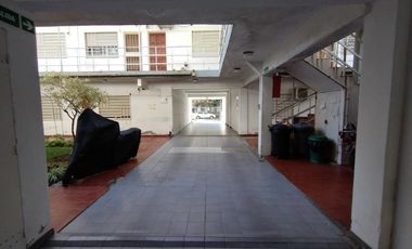 Departamento En Venta En Morón Con Patio