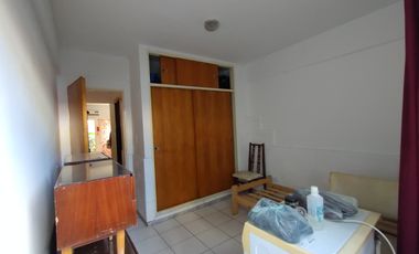 Departamento En Venta En Morón Con Patio