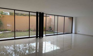 Residencia en venta fraccionamiento bosque Monarca