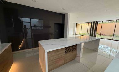 Residencia en venta fraccionamiento bosque Monarca