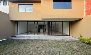 Residencia en venta fraccionamiento bosque Monarca