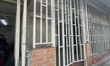 🏡 ¡SE ARRIENDA HERMOSO LOCAL EN GIRON! 🏡 Referencia B701