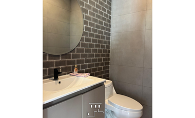 Casa En Venta Country Huelén | 4d+3b+2est. | 140 M2