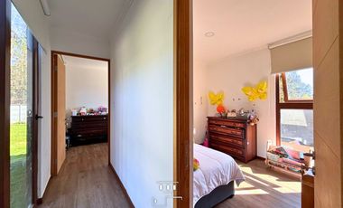 Casa En Venta Country Huelén | 4d+3b+2est. | 140 M2