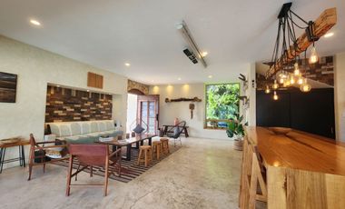 Hermosa Casa “la Cumbre” Dos Niveles, con Alberca, Jacuzzi, Chapoteadero y Jardín.