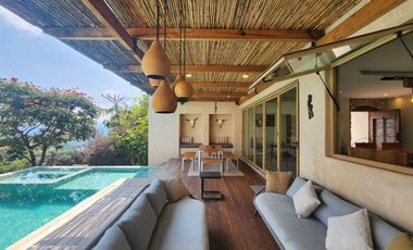 Hermosa Casa “la Cumbre” Dos Niveles, con Alberca, Jacuzzi, Chapoteadero y Jardín.