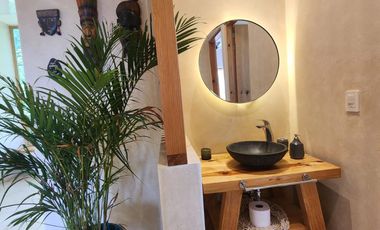 Hermosa Casa “la Cumbre” Dos Niveles, con Alberca, Jacuzzi, Chapoteadero y Jardín.