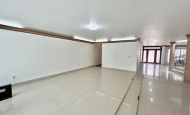 CASA EN RENTA PASEOS DEL SOL