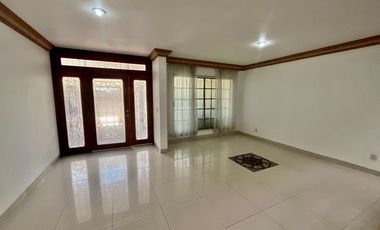 CASA EN RENTA PASEOS DEL SOL