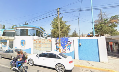 EXCELENTE LOCAL COMERCIAL EN OPORTUNIDAD LA PUEDES OCUPAR PARA OTRA FUNCION,UBICADO Avenida Joaquin Montenegro No. 71, Barrio San Martin, Tultepec, Me