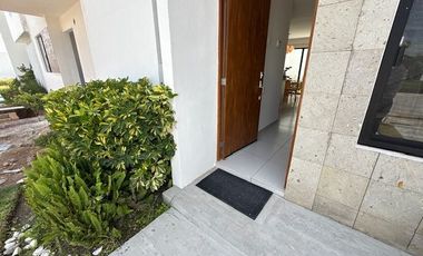 CASA EN VENTA EN COTO RESIDENCIAL AGUASCALIENTES PONIENTE