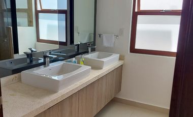 VILLA EN RENTA VACACIONAL X NOCHE CON CLUB DE PLAYA !!