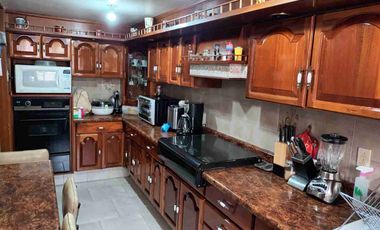 Casa en venta en Valle Dorado, Tlalnepantla