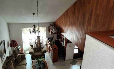 Casa en venta en Valle Dorado, Tlalnepantla