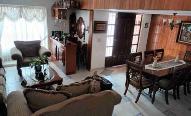 Casa en venta en Valle Dorado, Tlalnepantla