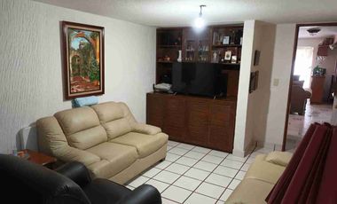 Casa en venta en Valle Dorado, Tlalnepantla