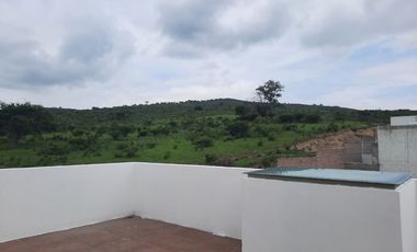 CASA EN RENTA EN SENDEROS DE MONTEVERDE COTO 5B -8