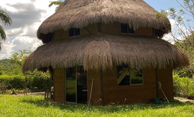 FINCA EN VENTA CON CABAÑA EN VILLAS DEL PALMAR. TURBACO