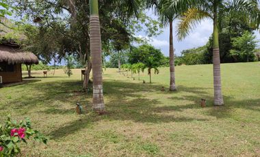 FINCA EN VENTA CON CABAÑA EN VILLAS DEL PALMAR. TURBACO