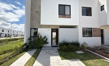 CASA EN VENTA  COTO RESIDENCIAL AL PONIENTE AGUASCALIENTES MZ