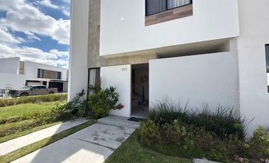 CASA EN VENTA  COTO RESIDENCIAL AL PONIENTE AGUASCALIENTES MZ