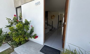 CASA EN VENTA  COTO RESIDENCIAL AL PONIENTE AGUASCALIENTES MZ
